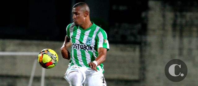 Nacional aseguró primer lugar | Farid Díaz y John Javier Restrepo pusieron temperamento y experiencia en el clásico 12 entre Nacional e Itagüí. FOTO Juan Antonio Sánchez