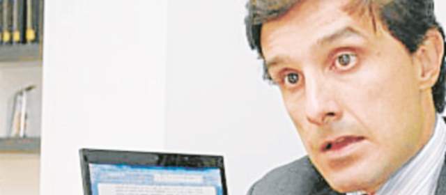 Los operadores de telefonía móvil incumplen las reglas | El superintendente José Miguel de la Calle FOTO LA REPÚBLICA