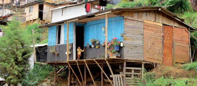 Colombia: 15,6 millones de pobres | La desigualdad, según el coeficiente de Gini, es uno de los factores que se mantiene en niveles altos, de acuerdo con la medición del Dane. FOTO MARTHA ORTIZ