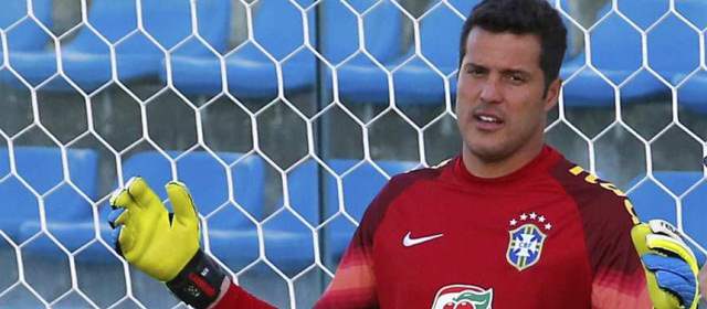 "Espero que contra Brasil, James detenga su progresión": Julio Cesar | Foto: Reuters