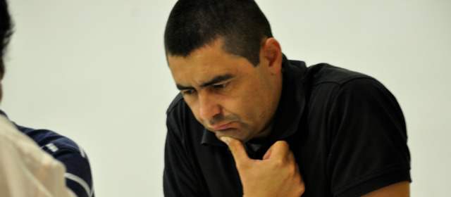 Alder transitó la vía del sacrificio para ser un GM | Alder Escobar, padre de tres hijos, Verónica, Esteban y Matías, es el quinto Gran Maestro de Colombia. FOTO Cortesía La Tarde
