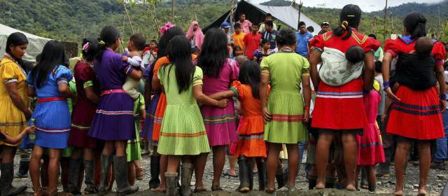 Por lo menos 78 indígenas asesinados y más de 10 mil desplazados este año en Colombia | El pueblo más afectado por la violencia en los nueve primeros meses de 2012 fue el de los nasas. FOTO JAIME PÉREZ