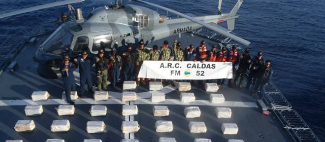 Armada incautó una tonelada de coca en el mar caribe | En la operación no se lograron capturas. Foto Colprensa.