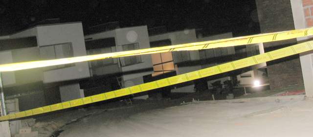 El yerno de alias "Cuco" Vanoy fue asesinado mientras conocía una casa modelo de este proyecto | Foto Rodrigo Martínez | El yerno de alias "Cuco" Vanoy fue asesinado mientras conocía una casa modelo de este proyecto en Envigado.