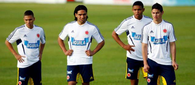 Falcao entrenó a la par de sus compañeros de la selección Colombia | Juan Fernando Quintero, Falcao García, Luis Fernando Muriel y James Rodríguez durante la práctica de este miércoles de la selección Colombia. FOTO REUTERS