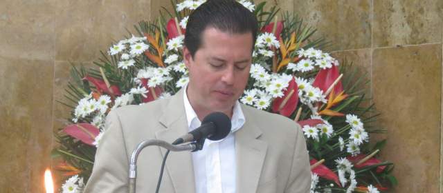 Hijo de Galán hizo un homenaje a su padre tras 24 años de su muerte |