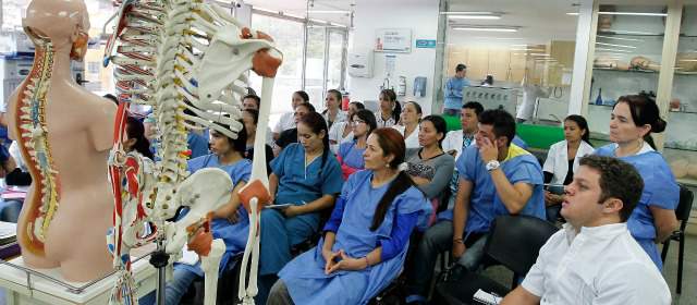 Una opción diferente para la formación laboral | Existen áreas de desempeño laboral con opciones de formación desde la línea técnica laboral como desde la superior (técnica profesional, tecnología, pregrado y posgrado). FOTO JAIME PÉREZ