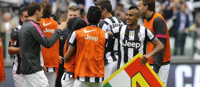 Juventus logró el bicampeonato de la Liga de Italia | El chileno Arturo Vidal marcó el gol que le dio el título anticipado a la Juve. FOTO AP
