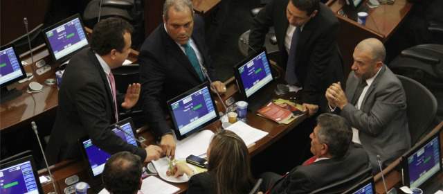 Reforma se quedó corta: analistas | Tras ser aprobada por el Senado, la reforma deberá iniciar su trámite en la Cámara de Representantes. FOTO Colprensa