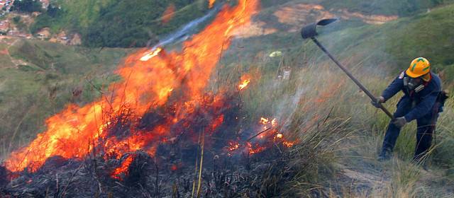 Alerta en Antioquia por incendios forestales y vendavales | Las autoridades pidieron colaboración a la ciudadanía para que sean responsables con los residuos que manejan en las zonas naturales. Foto Archivo