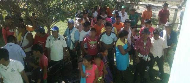 Ind&iacute;genas retienen a funcionarios de la alcald&iacute;a de Murind&oacute; | Foto: Estefania Vasco þ@Tefavasco