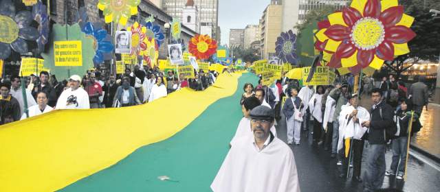 Revivir la UP es un aliento para la paz | La Unión Patriótica surgió después del proceso de paz que el gobierno de Belisario Betancur estableció con las Farc, después vino el genocidio. FOTO COLPRENSA