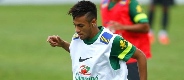 Neymar será presentado como jugador del Barcelona el próximo lunes | El astro brasileño viajará después del amistoso que jugará Brasil el próximo domingo contra Inglaterra. FOTO AP