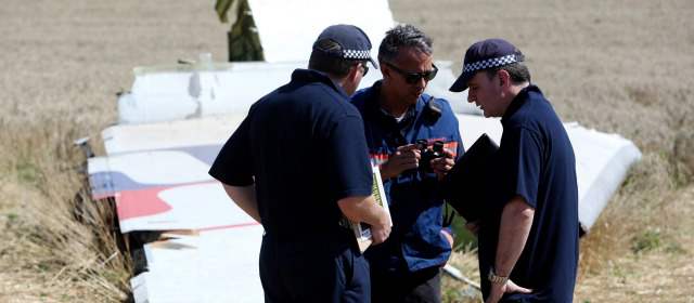 Investigadores encuentran nuevos restos humanos del avión malasio | FOTO REUTERS
