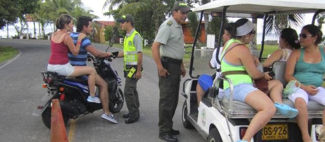 Bandas criminales se disputan el control local en San Andrés | La Policía y los hoteleros han implementado algunas medidas de seguridad entre los viajeros. FOTO MARÍA VICTORIA CORREA