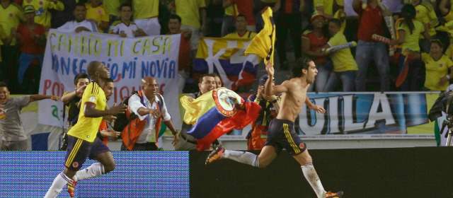 El Tigre, héroe nacional | Falcao, como se esperaba, fue el artífice de la nueva hazaña colombiana que le permite al país volver a un Mundial. El internacional es uno de los mejores en la Eliminatoria Suramericana FOTO JUAN A. SÁNCHEZ