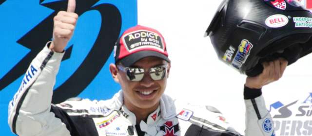 Tomás abre la puerta del superbike en Inglaterra | Tomás Puerta, al lado de Martín Cárdenas, Yonny Hernández y Stéfano Mesa, sacan la cara por Colombia en motos. FOTO CORTESÍA