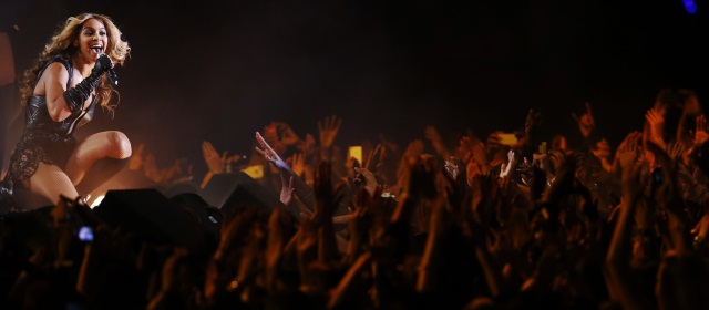 Beyoncé hace el juego más intenso | FOTOGRAFÍA REUTERS