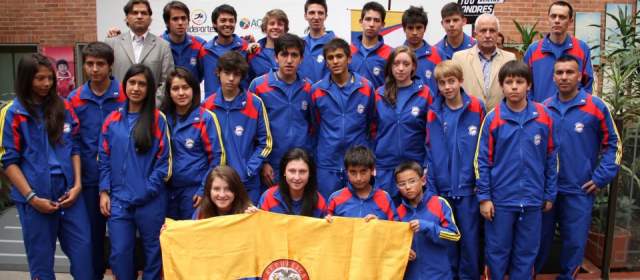 El futuro del squash juega en el Suramericano de Medellín | Esta es la base del equipo del local, Colombia. FOTO CORTESÍA