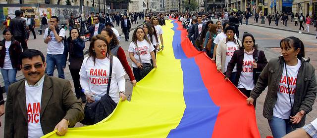 El cese de actividades comenzó el pasado 11 de octubre. El pasado miércole Gobierno y Asonal lograron un acuerdo, pero algunos de los empleados no acogieron ese pacto. Foto Colprensa.