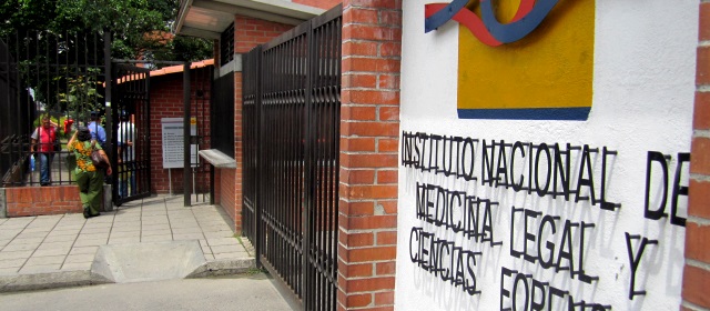 Funcionarios de Medicina Legal comenzaron paro para exigir aumento salarial