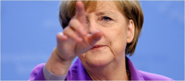 La canciller alemana, Angela Merkel, reclamó que Estados Unidos firme un acuerdo de "no espionaje" con Alemania y Francia para fin de año. FOTO REUTERS