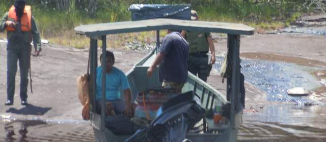 Libres indígenas en Guainía retenidos por la Guardia Nacional venezolana |