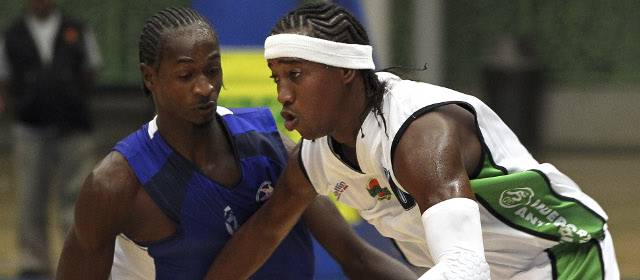 El baloncesto de Arrieros está en formación | Arrieros de Antioquia no comenzó bien en la Copa Invitacional de baloncesto pero sus integrantes prometen mejoría. FOTO EDWIN BUSTAMANTE