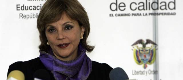 Ministra de Educación dijo que hay 148.410 estudiantes fantasmas en el país