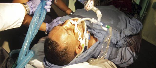 Boxeador el Macho Camacho sigue en coma tras sufrir atentado | Macho Camacho fue tiroteado este martes por la noche por desconocidos frente a un negocio en Bayamón, Puerto Rico. FOTO AP
