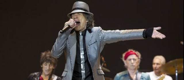 Rolling Stones, la mítica banda, llenó de energía a Londres. | AP | Rolling Stones, la mítica banda, llenó de energía a Londres.