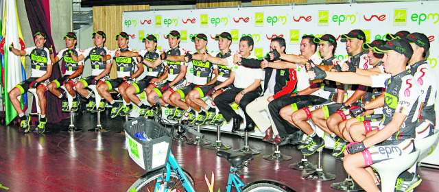 El EPM-Une se comporta como familia del pedal | La mejor presentación del EPM-Une en 16 años fue ayer en un acto muy colorido. FOTO róbinson sáenz