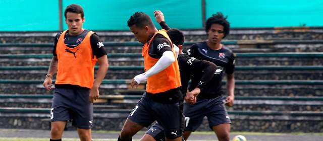 En DIM quieren hablar menos y jugar más | Los rojos buscan recuperar la fe del hincha. FOTO JULIO C. HERRERA