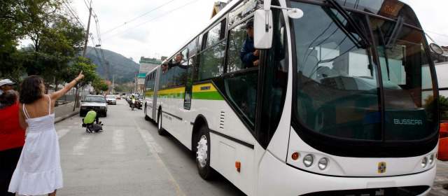Opciones más sostenibles para mover a Medellín | El uso de gas en los articulados de metroplús sigue generando polémica entre los expertos. FOTO ARCHIVO