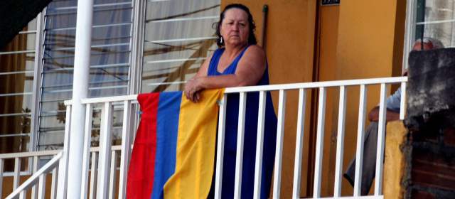 Piden tumbar multas por no izar la bandera en fiestas patrias |