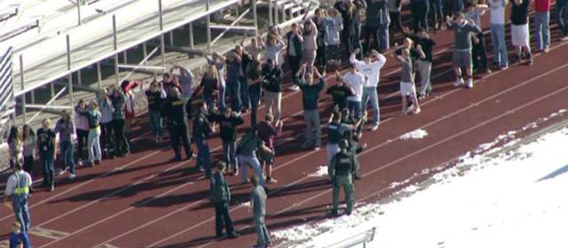 Tiroteo en la escuela Arapahoe en Colorado deja varias víctimas |