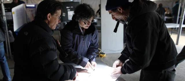 Obama y Romney empataron en la aldea de Dixville Notch, la primera en votar en Estados Unidos |