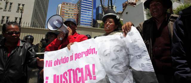 Bolivianos piden a E.U. extraditar a expresidente Sánchez Lozada | FOTO AP