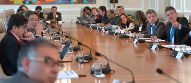El presidente Juan Manuel Santos encabezó el Conpes en la Casa de Nariño, donde se definió el monto del presupuesto que presentará el Gobierno Nacional para 2015. FOTO CORTESÍA PRESIDENCIA