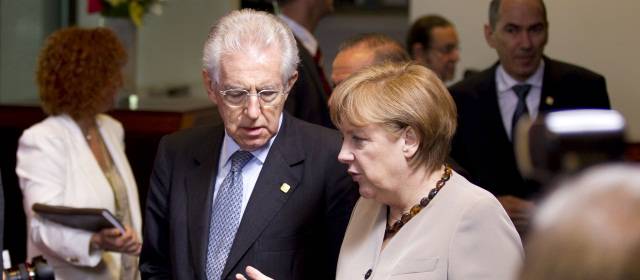 Merkel aseguró que no habrá "troika" para España e Italia | Foto: AP