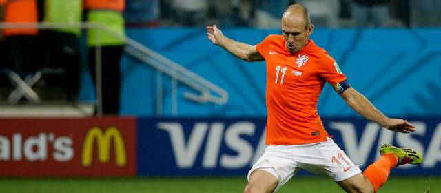 Brasil-Holanda, por el premio de consolación | Arjen Robben, el emblema del cuadro tulipán. FOTO Colprensa