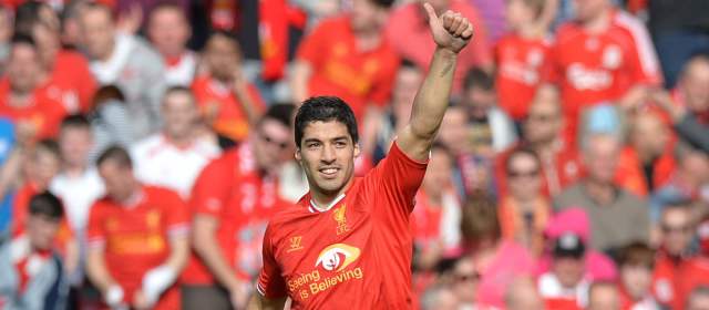 El Liverpool goleó al Tottenham en Anfield (4-0) para tomar el liderato de la Premier | AFP