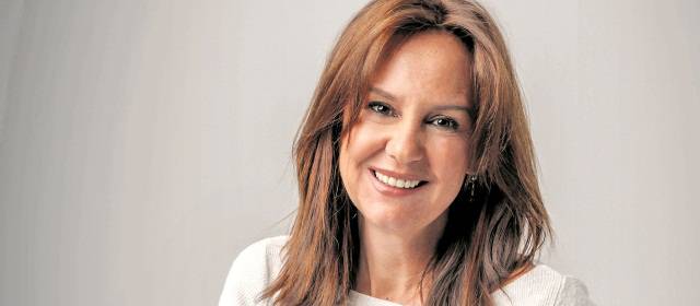 La misión de María Dueñas con la escritura | María Dueñas presenta su Misión Olvido, un libro que plantea la posibilidad de las segundas oportunidades. FOTO CORTESÍA
