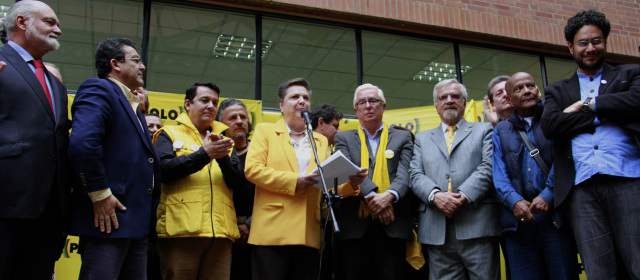 Clara López inscribió su candidatura presidencial por el Polo Democrático |