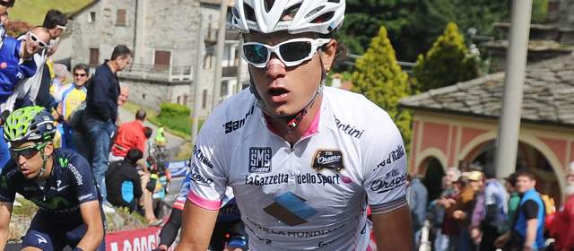 "Me preparé para dar espectáculo" | Carlos Alberto Betancur (Ag2r), el mejor de los jóvenes, tiene descrestado al Giro de Italia por su potencia en el remate de la montaña. Quiere el título de los jóvenes y una etapa. FOTO AP