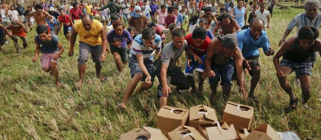 Asciende a 3.700 la cifra de muertos por el tifón Haiyan en Filipinas | Foto: Reuters