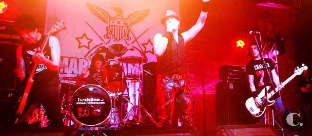 Marky resucitó con sus baquetas y su batería a los Ramones | Marky en la batería y Graves de vocalista fueron los protagonistas del punk rock. FOTO MARIO VALENCIA