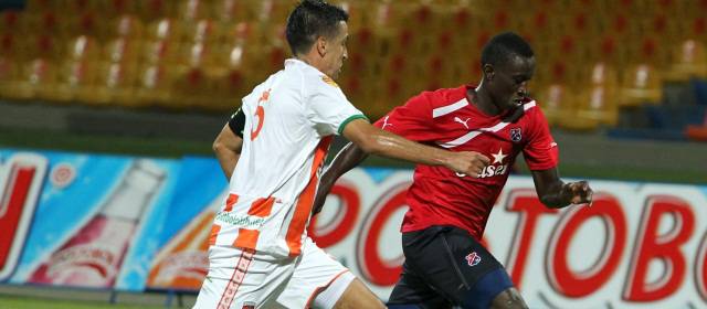 Sufrido empate logró el Medellín ante Envigado en Copa Postobón | FOTO JAIME PÉREZ