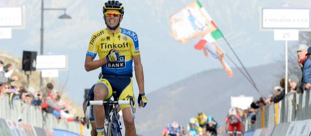 Nairo le da brega a Contador; tres criollos entre los 10 en Tirreno | Alberto Contador superó a Nairo Quintana (semioculto). FOTO AP