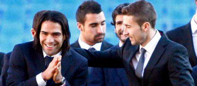 Falcao es colchonero y no tiene un compromiso con el Real Madrid | Falcao estuvo presente este jueves en la foto oficial del Atlético de Madrid. FOTO CORTESÍA ATLÉTICO DE MADRID